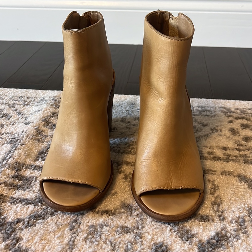 Steve Madden Terraa Camel Sling Back Block Open T… - image 3